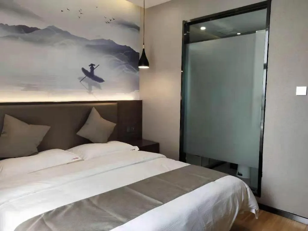 **  Shell Hotel Zhengzhou East High-Speed Railway Station Zhengdong Commerical Center China