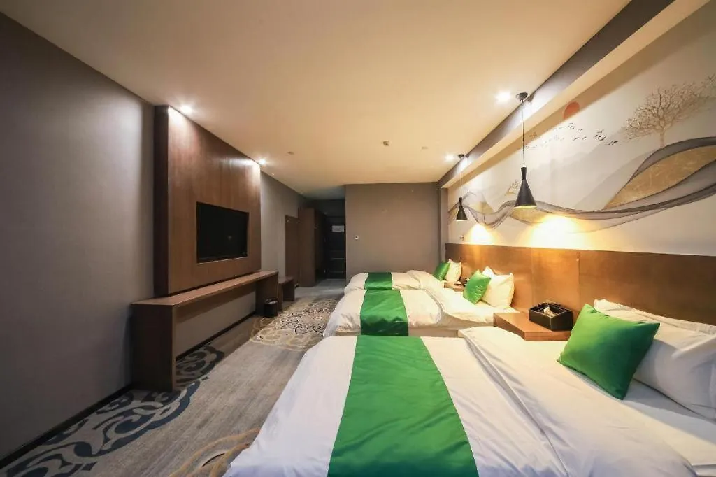 Shell Hotel Zhengzhou East High-Speed Railway Station Zhengdong Commerical Center